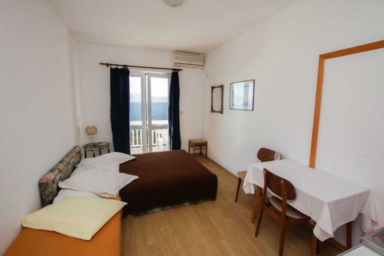 Apartments Elenora Brist Exterior foto